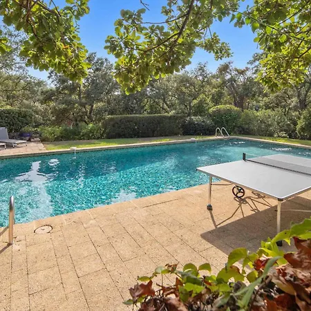 Entire 5 Bedrooms With Pool * Guerre Vieille